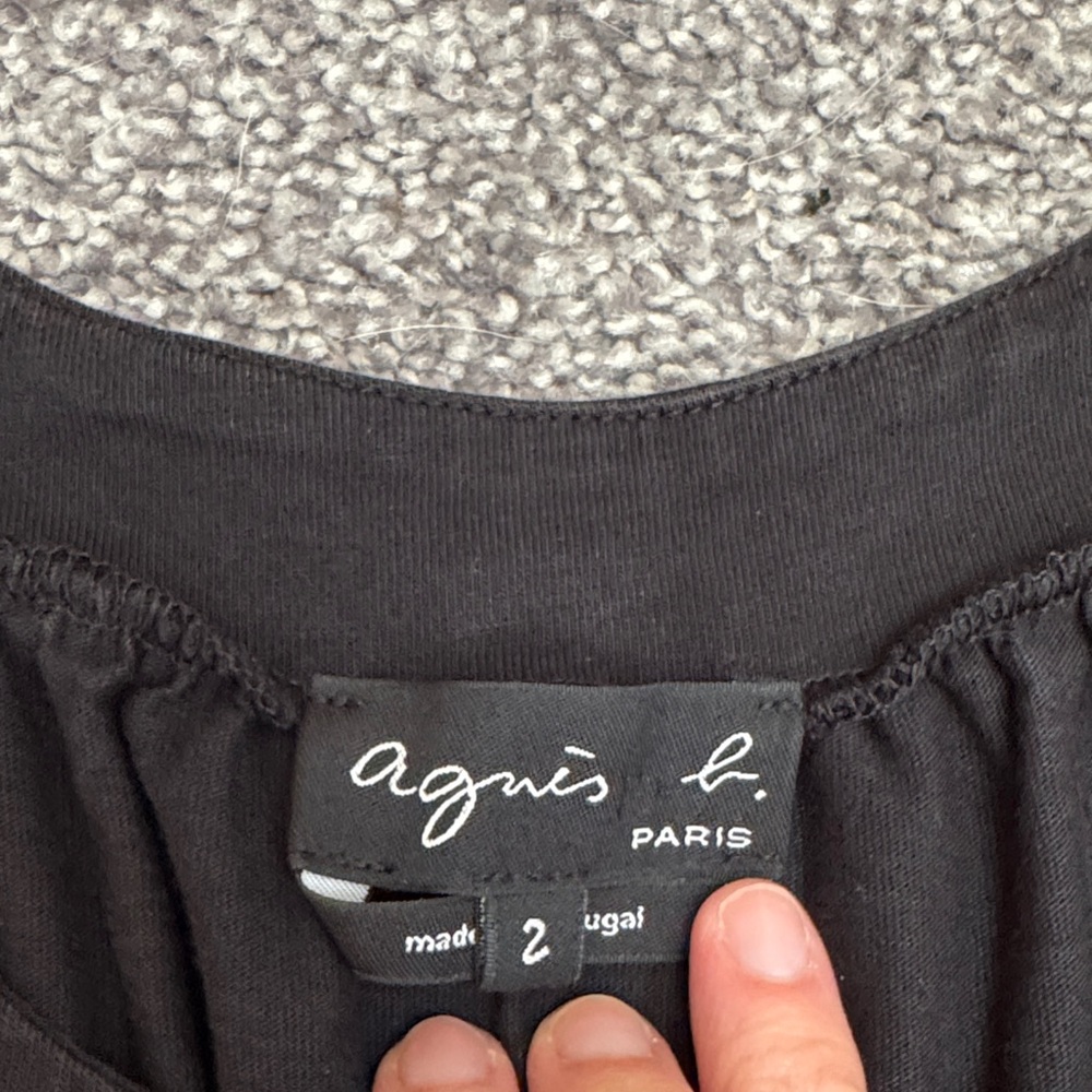 Agnes B Elegant Black Mini Dress with lace detail - quiet luxury, minimalist - Picture 2 of 10